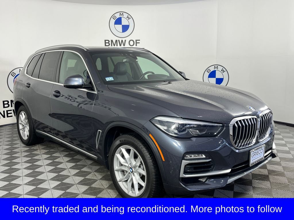 Used 2021 BMW X5 xDrive40i w/ Premium Package 2 AWD/4WD image 1