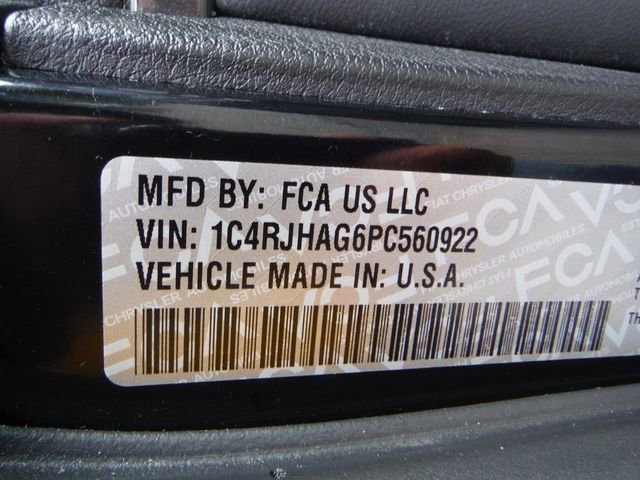 Used 2023 Jeep Grand Cherokee Altitude image 48