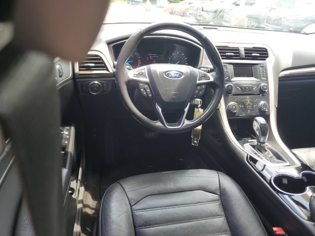 Used 2015 Ford Fusion SE w/ Equipment Group 202A FWD image 11