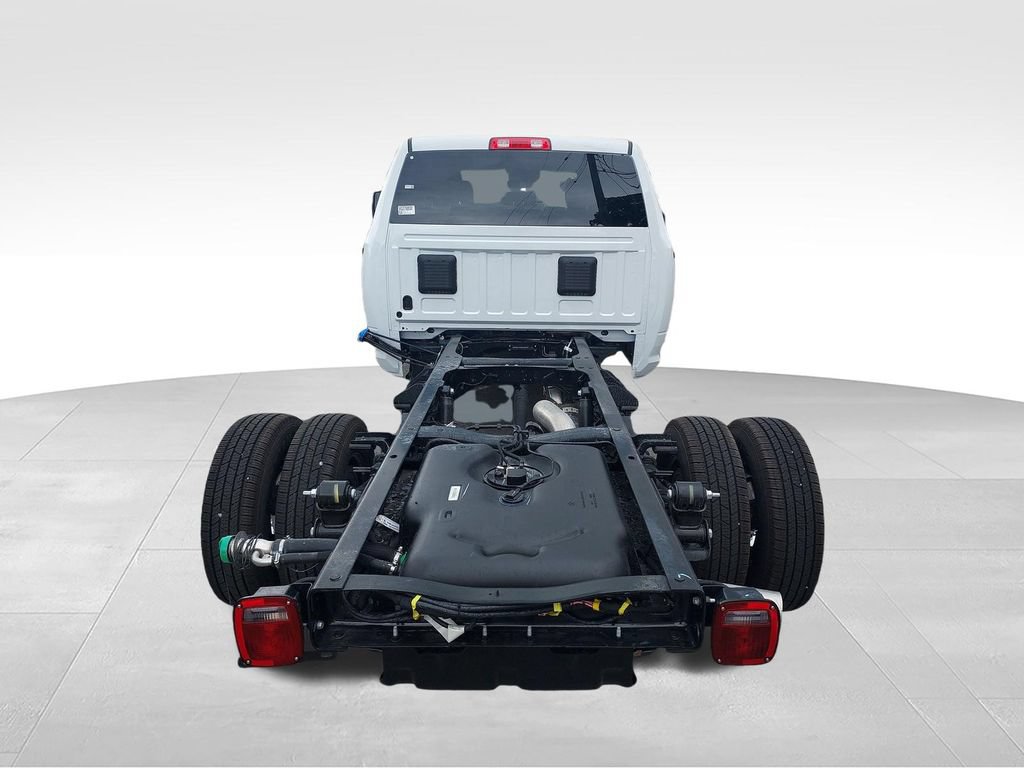 New 2027 RAM 3500 Tradesman w/ Chrome Appearance Group A AWD/4WD image 9
