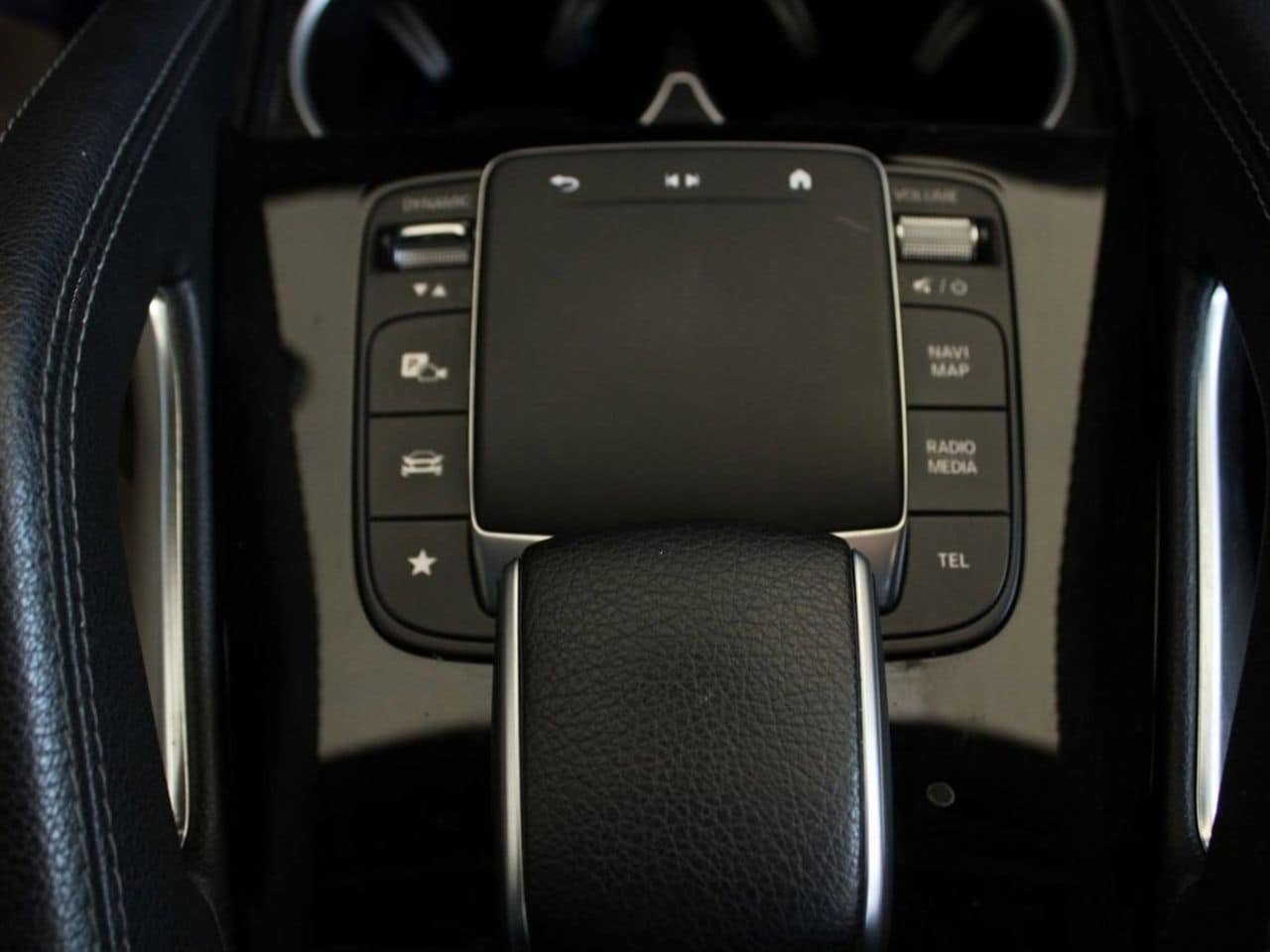 Used 2024 Mercedes-Benz GLS 450 4MATIC image 28