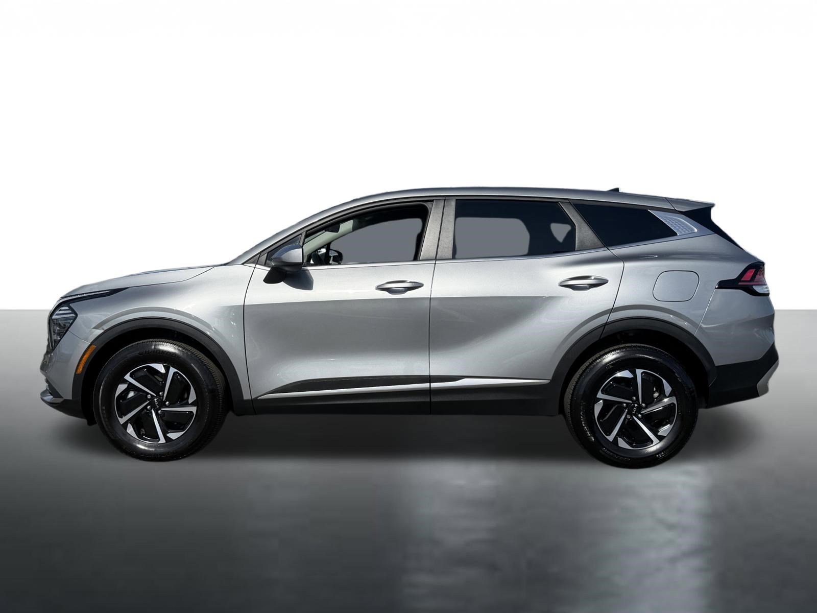 Certified 2025 Kia Sportage LX AWD/4WD image 5