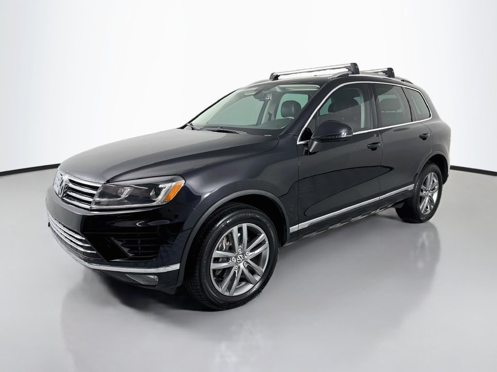 Used 2016 Volkswagen Touareg VR6 AWD/4WD image 1