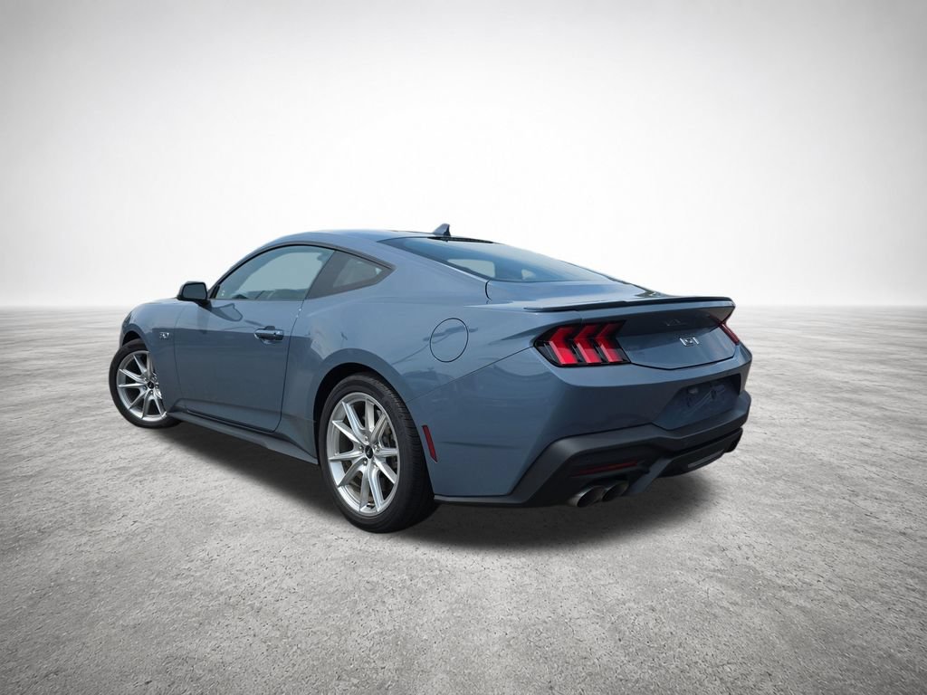 Used 2025 Ford Mustang GT Premium RWD image 6