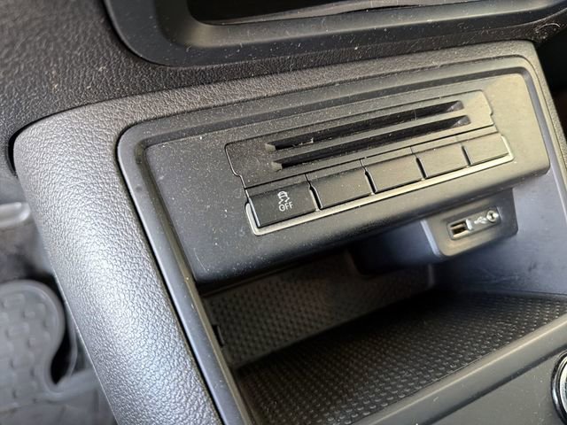 Used 2017 Volkswagen Tiguan Limited w/ Premium Package image 26