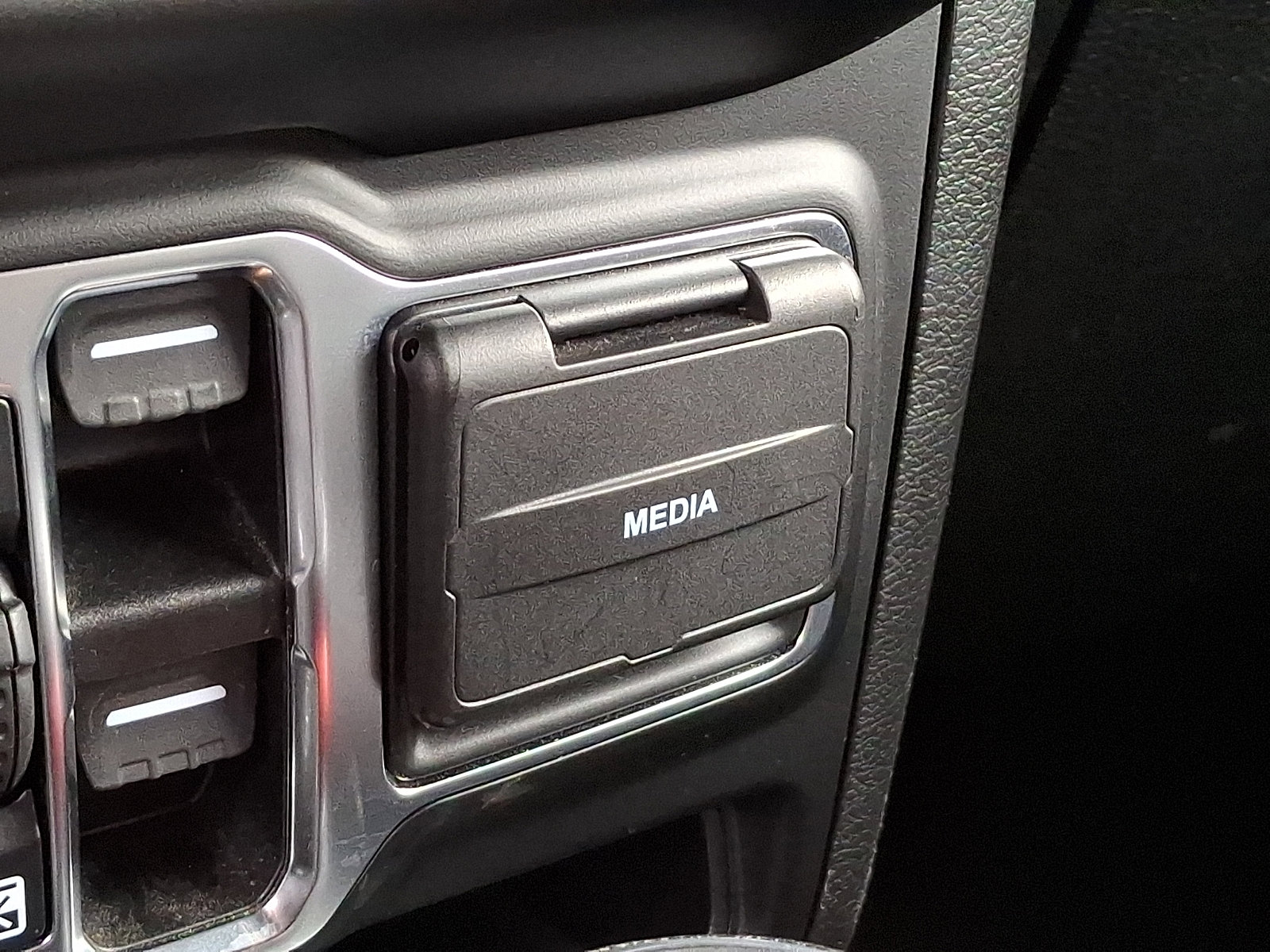 Used 2021 Jeep Wrangler Unlimited Sport image 28