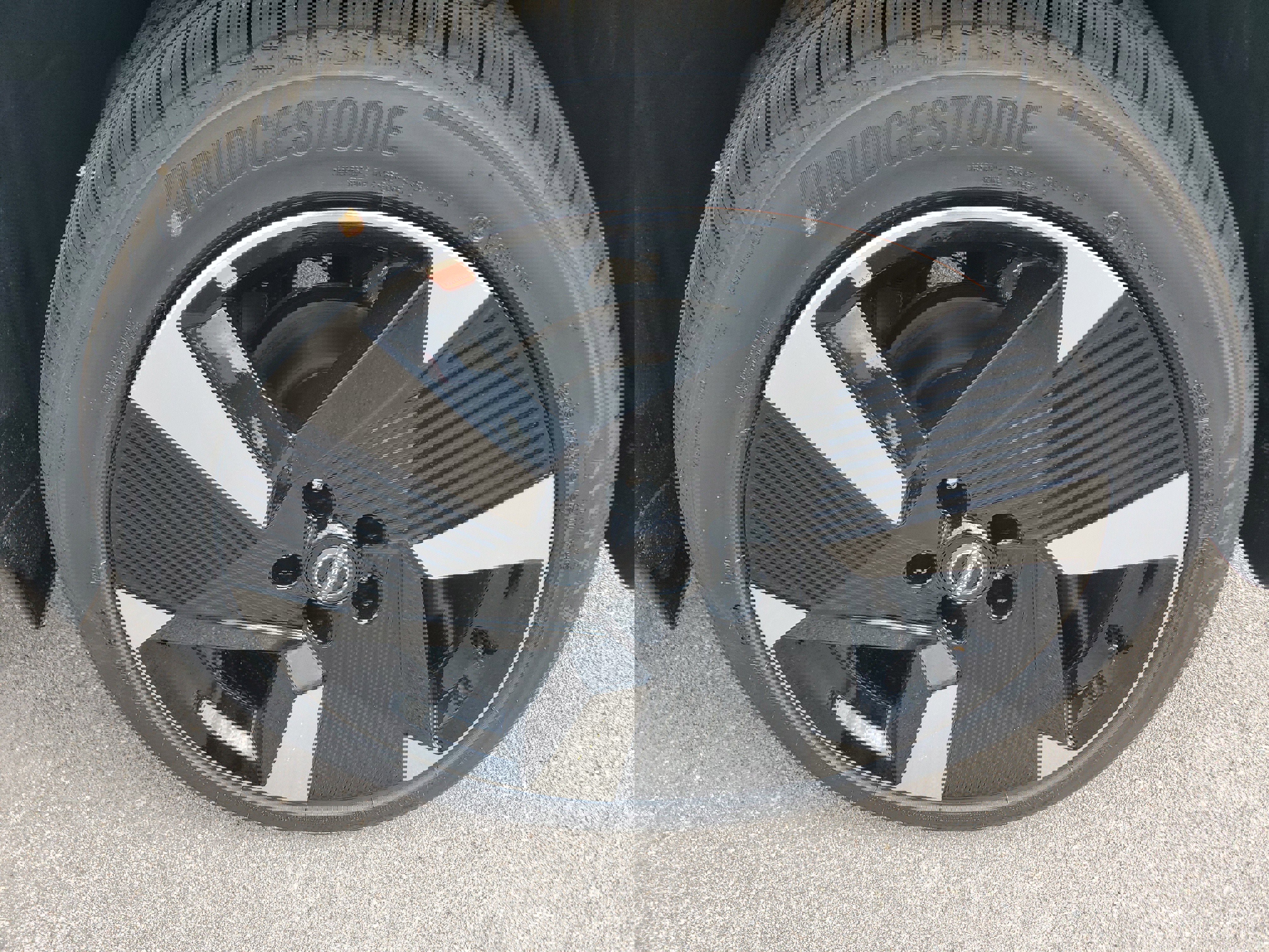 New 2026 Nissan Kicks SR image 7