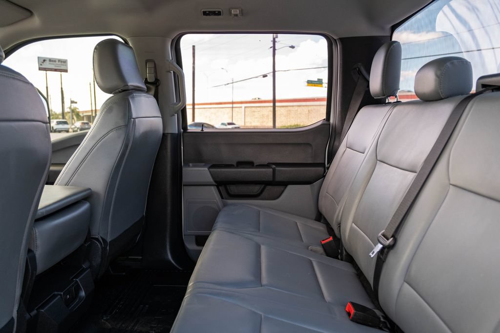 Certified 2025 Ford F250 XL AWD/4WD image 17