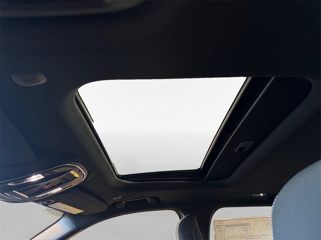 New 2025 Jeep Grand Cherokee 4WD image 23