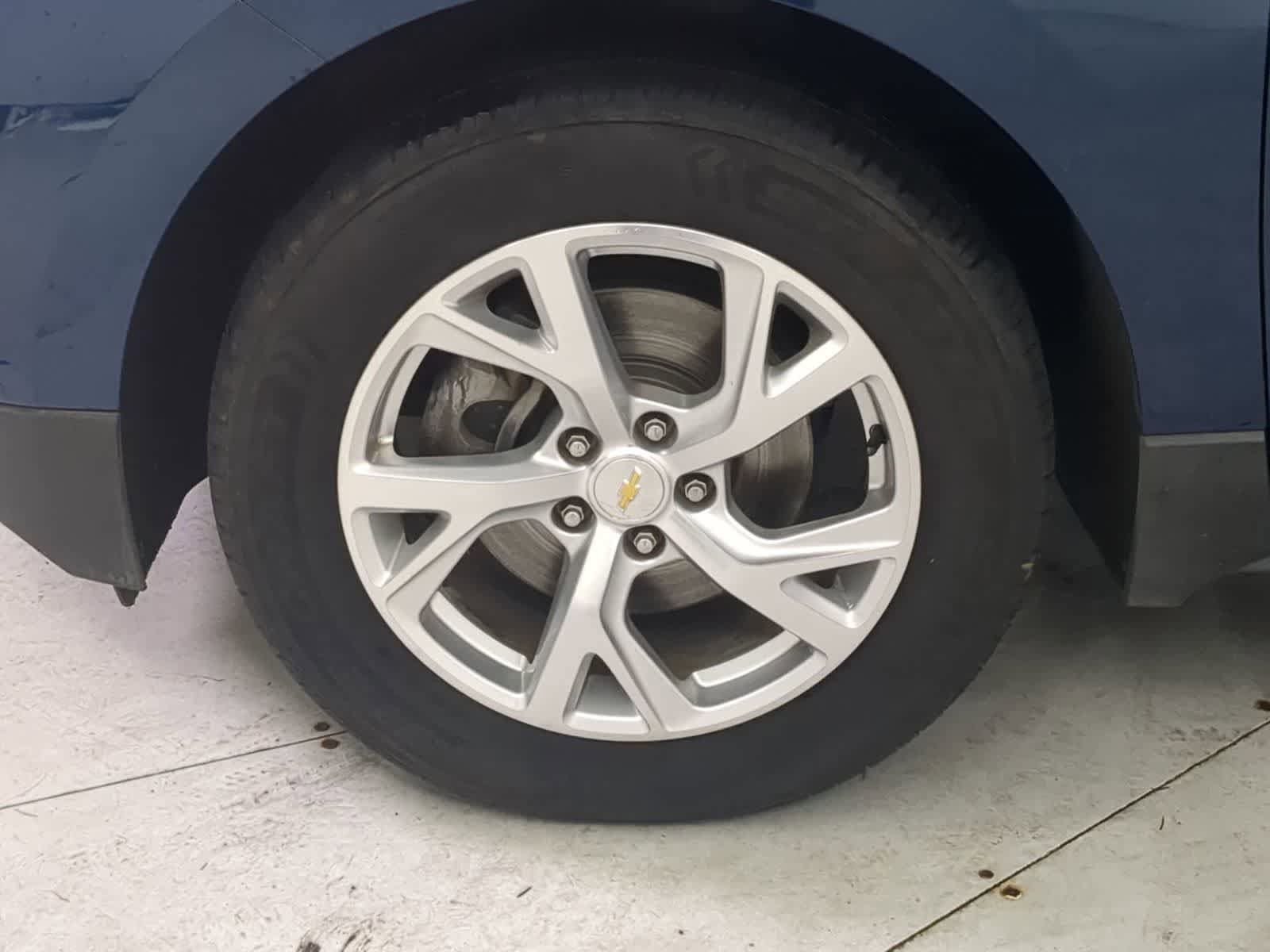 Used 2019 Chevrolet Equinox LT AWD/4WD image 12