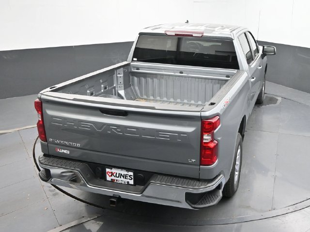 Used 2026 Chevrolet Silverado 1500 LT AWD/4WD image 36