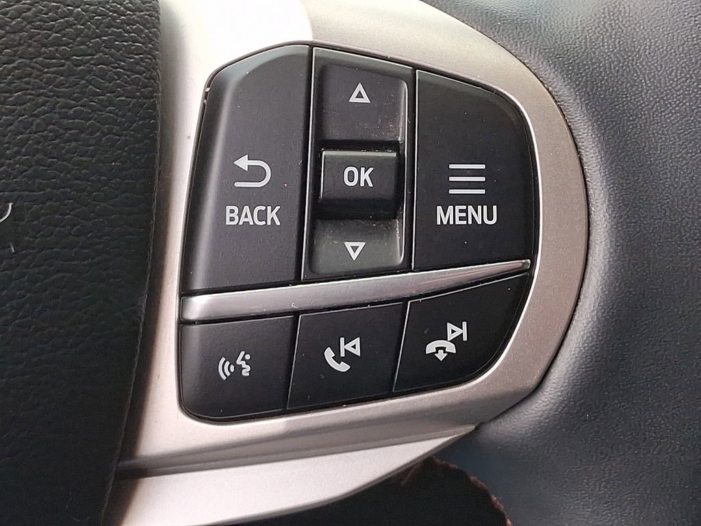 Used 2025 Ford Explorer Active w/ Active Comfort Package AWD/4WD image 22