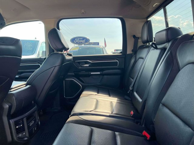 Used 2019 RAM 1500 Laramie w/ Off Road Group AWD/4WD image 11