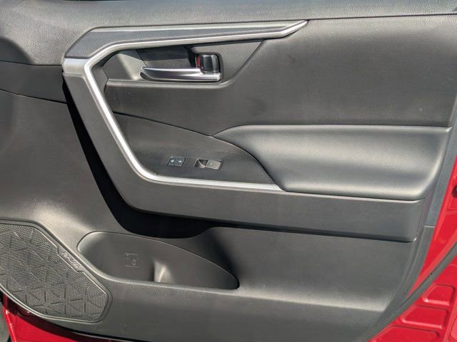 Used 2023 Toyota RAV4 XLE w/ Convenience Package FWD image 13