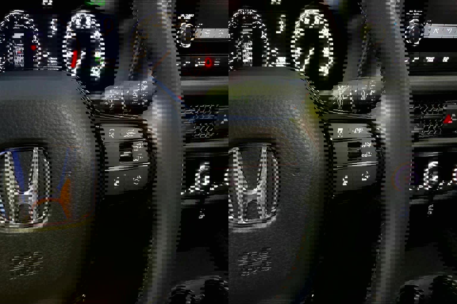 Used 2025 Honda HR-V Sport image 24