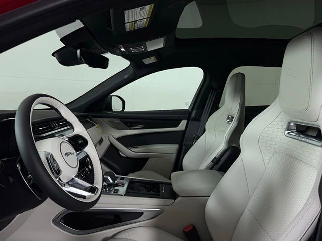New 2026 Jaguar F-PACE R-Dynamic S image 30