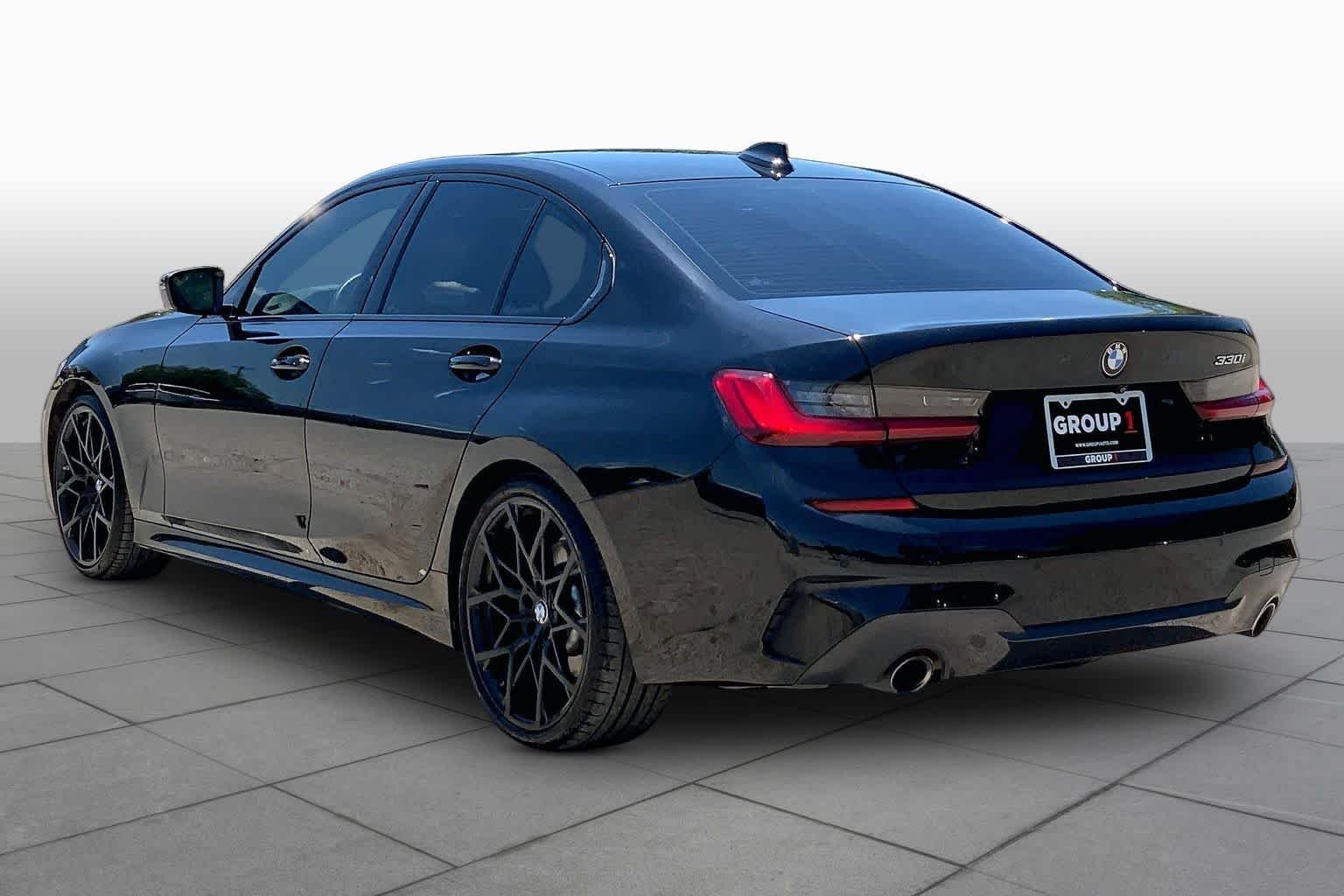 Used 2021 BMW 330i Sedan RWD image 11