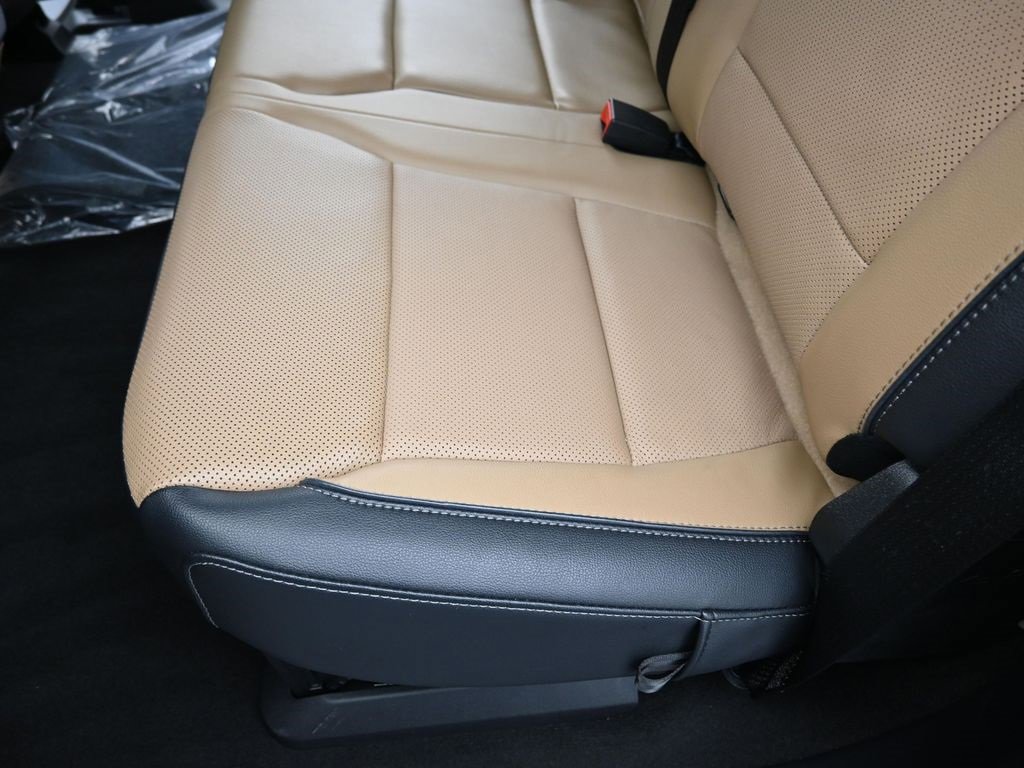 Used 2024 Ford F250 Lariat w/ Lariat Ultimate Package image 29