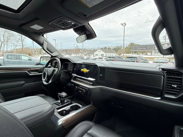 Used 2025 Chevrolet Silverado 1500 RST w/ Convenience Package II image 24