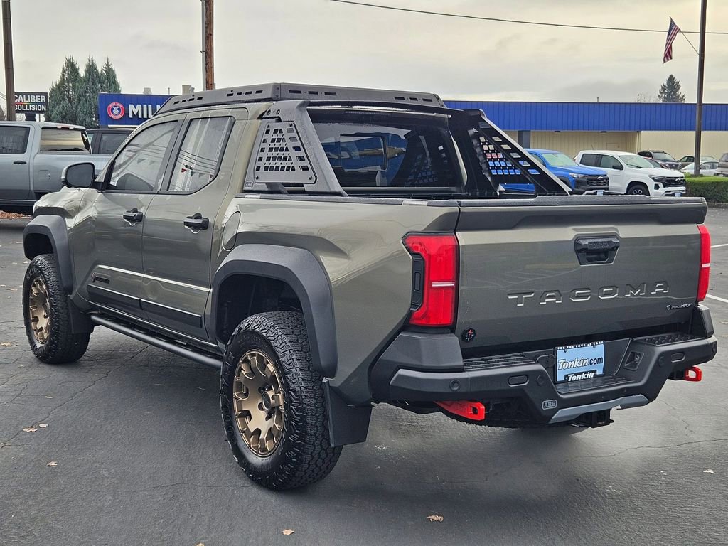 Used 2024 Toyota Tacoma Trailhunter image 4