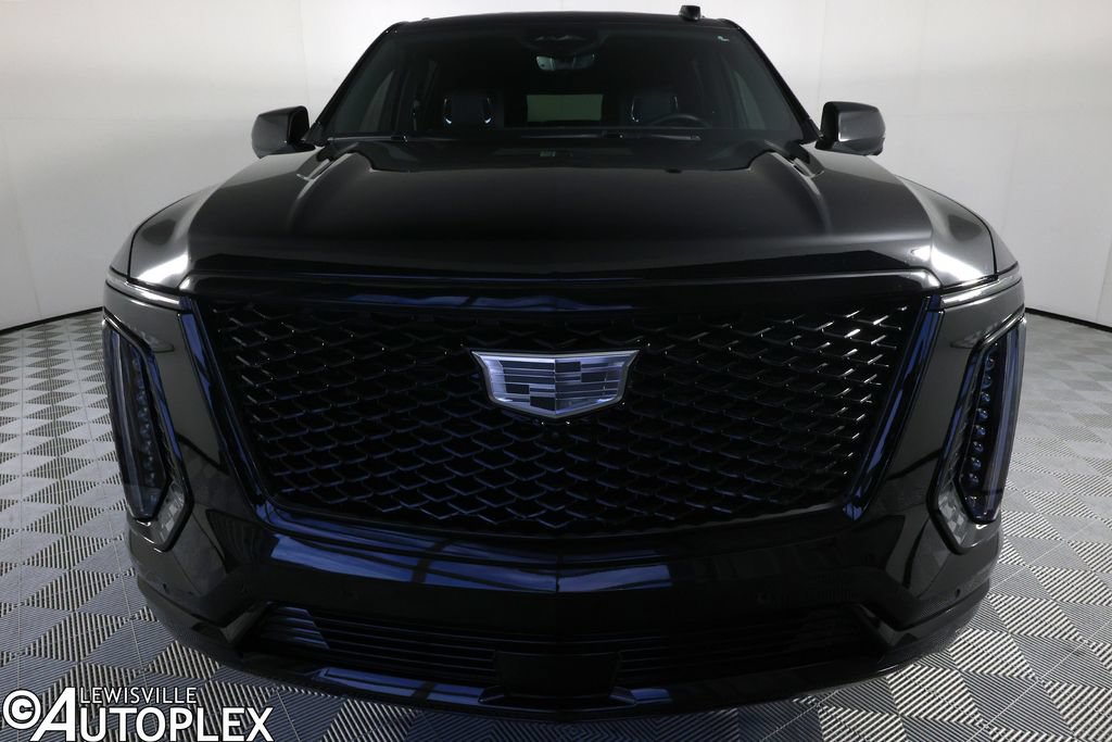 Used 2025 Cadillac Escalade ESV Sport w/ LPO, ONYX Package AWD/4WD image 2