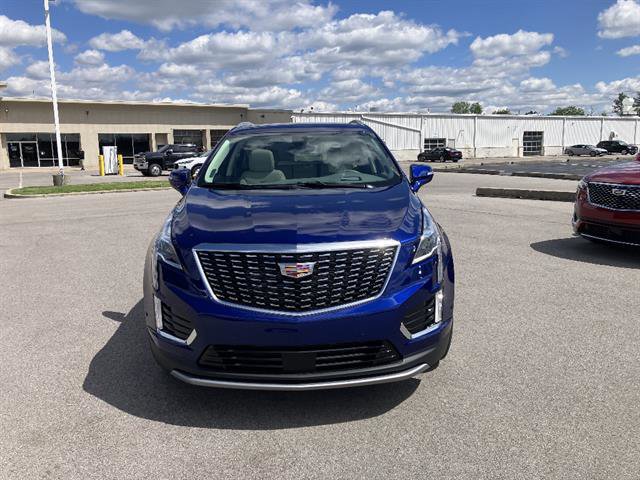Certified 2024 Cadillac XT5 Premium Luxury w/ Technology Package AWD/4WD image 2