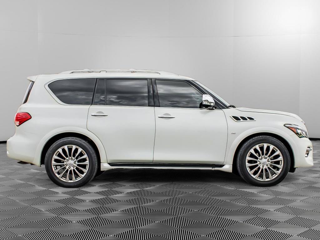 Used 2016 INFINITI QX80 4WD image 2
