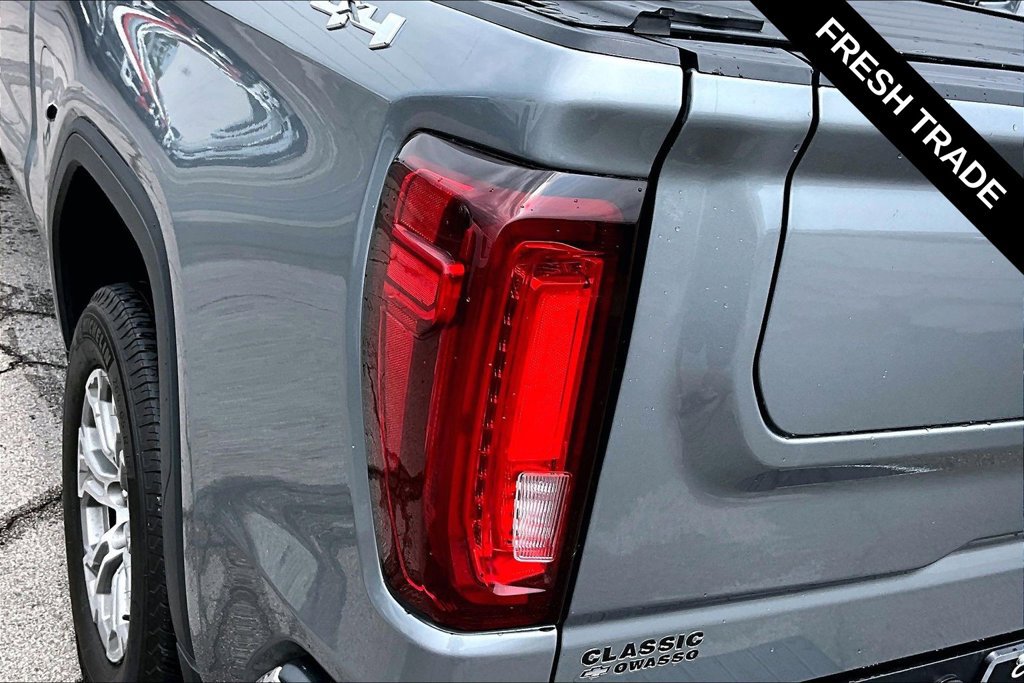 Used 2023 GMC Sierra 1500 SLT AWD/4WD image 24