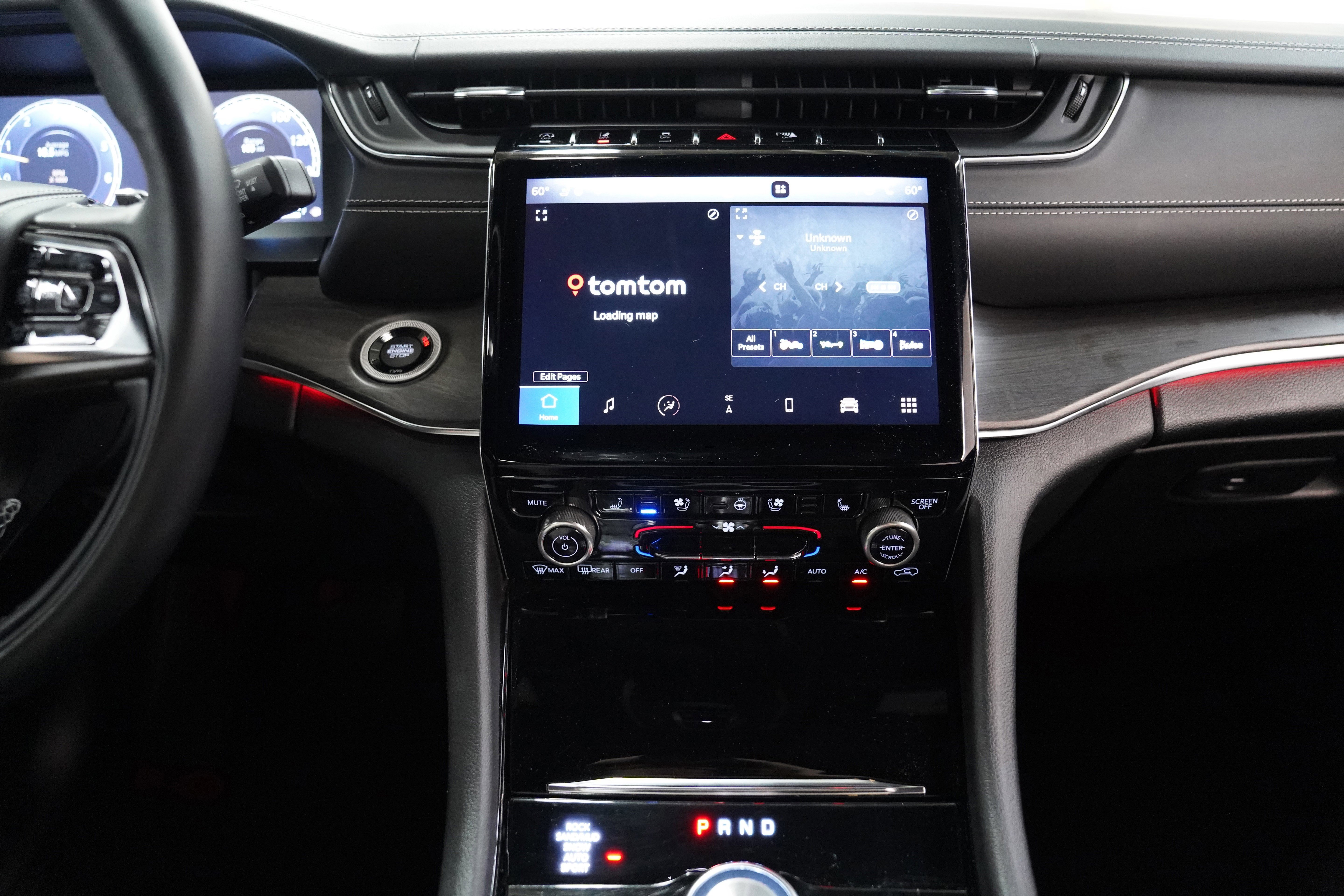 Used 2021 Jeep Grand Cherokee L Overland w/ Advanced Protech Group III image 25