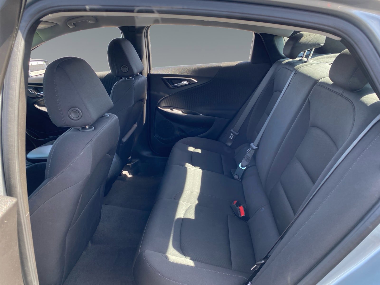 Used 2025 Chevrolet Malibu LS image 13