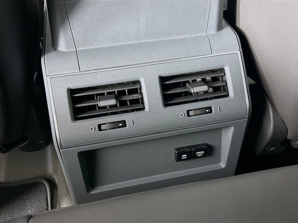 Used 2025 INEOS Grenadier Fieldmaster Edition image 23