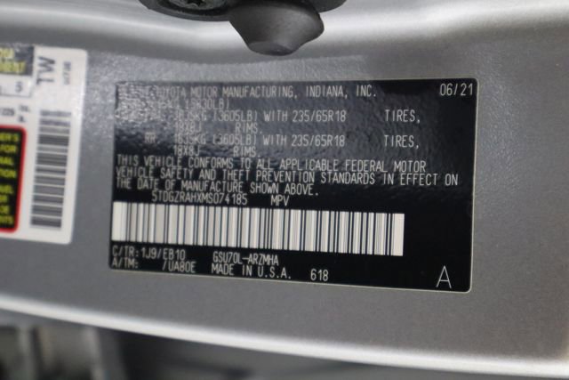 Used 2021 Toyota Highlander XLE image 38