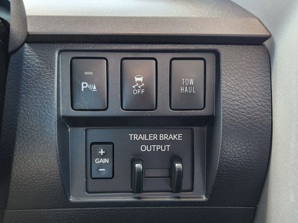 Used 2018 Toyota Tundra SR5 w/ TRD Sport Package AWD/4WD image 21
