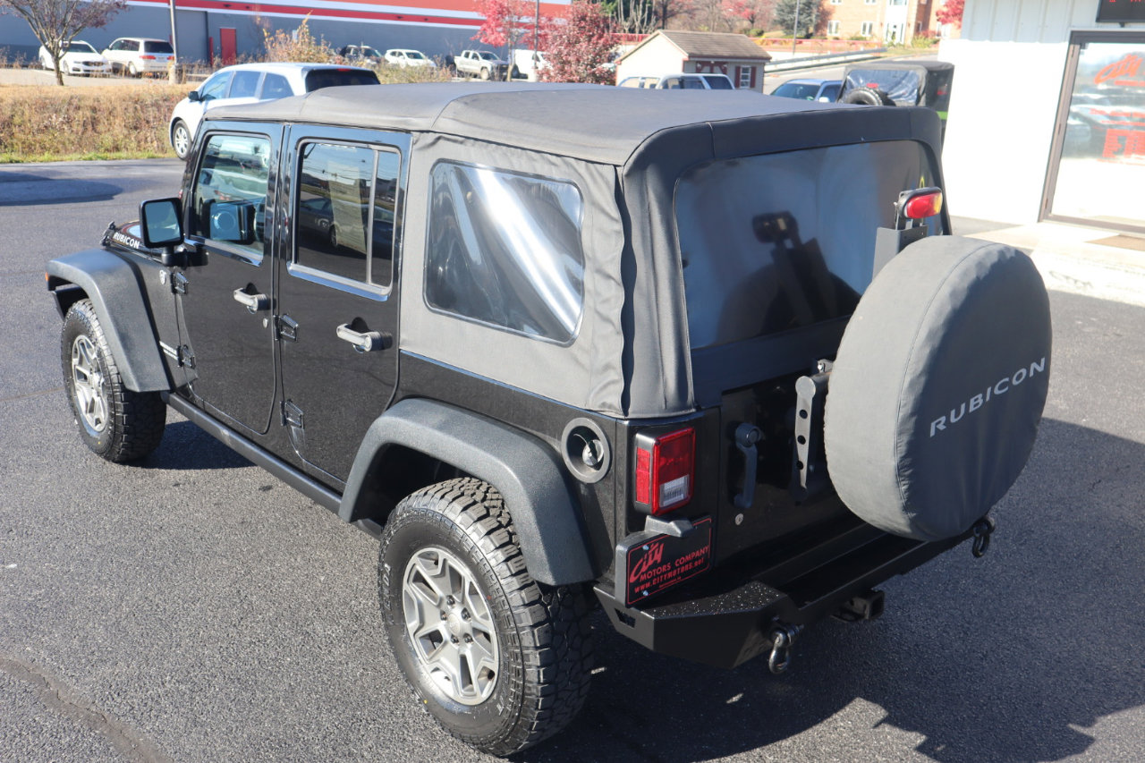 Used 2014 Jeep Wrangler Unlimited Rubicon w/ Connectivity Group image 15