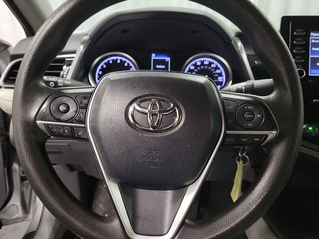 Used 2023 Toyota Camry LE image 18
