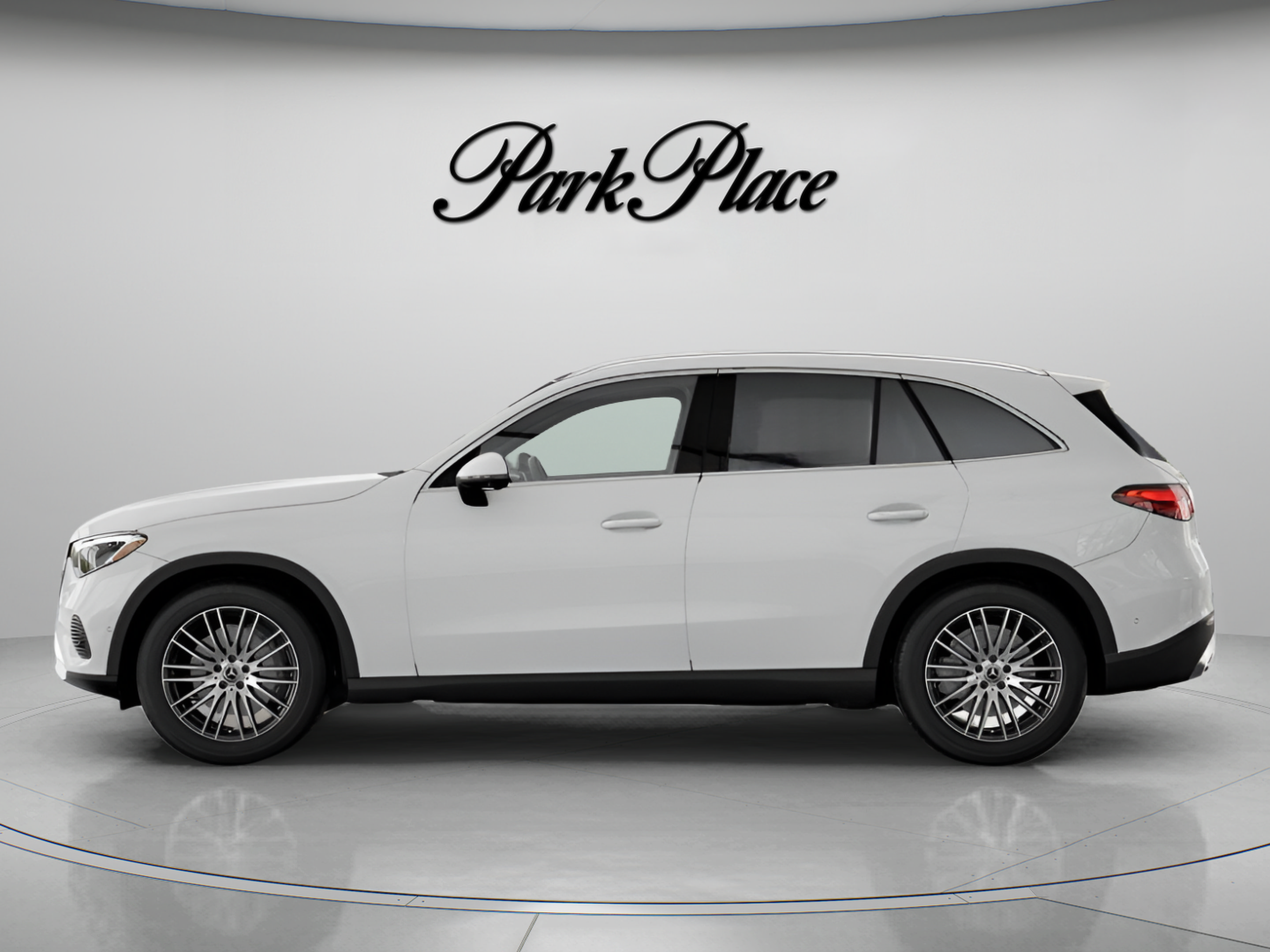 Certified 2026 Mercedes-Benz GLC 300 image 7