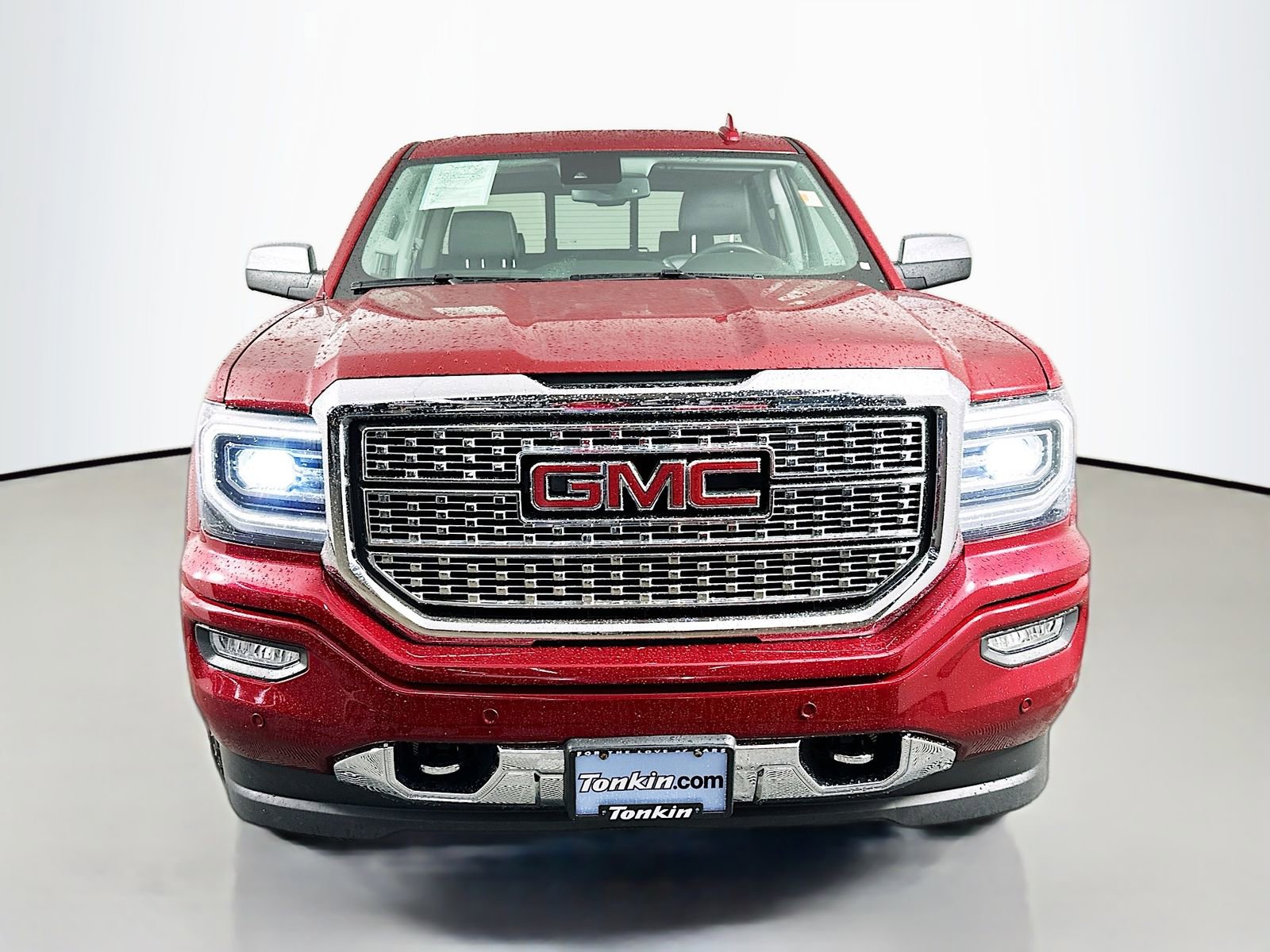 Used 2018 GMC Sierra 1500 Denali w/ Denali Ultimate Package AWD/4WD image 2