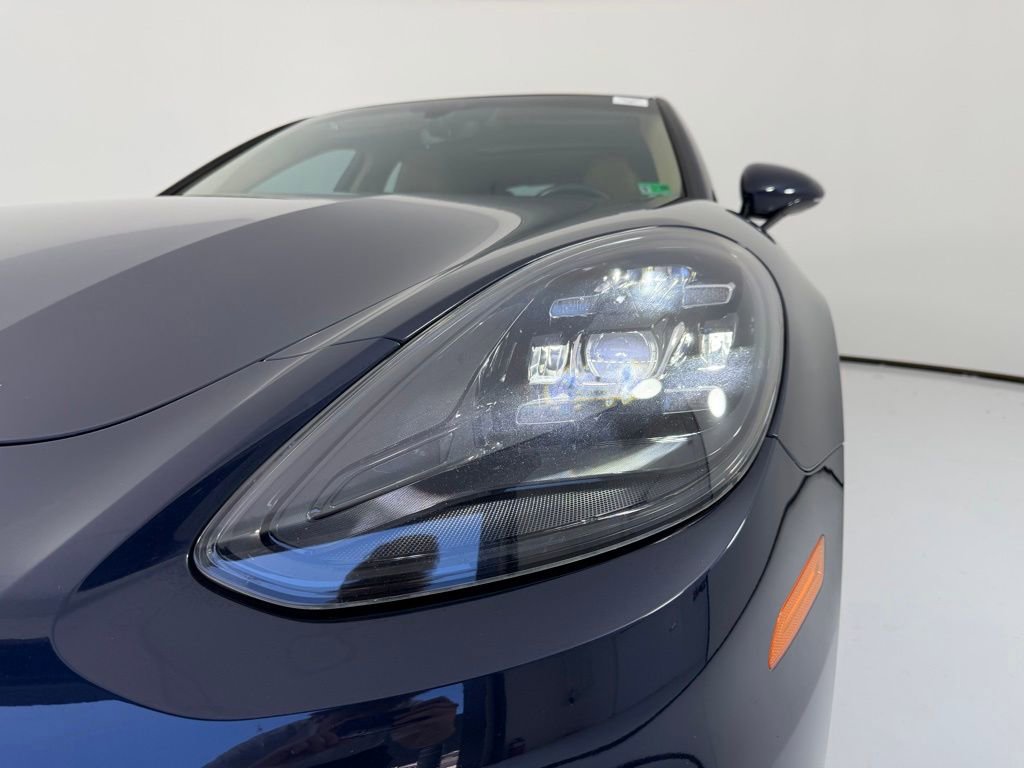 Used 2018 Porsche Panamera 4 AWD/4WD image 12