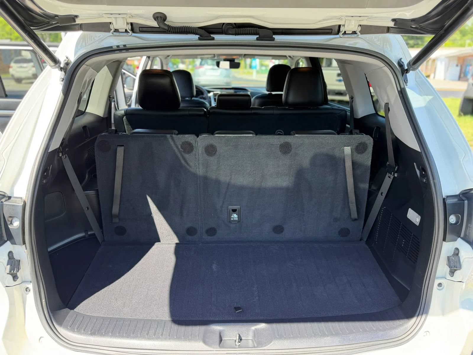 Used 2018 Toyota Highlander Limited AWD/4WD image 13