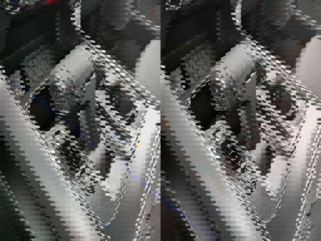 New 2025 Ford F150 XLT w/ Equipment Group 302A MID image 12