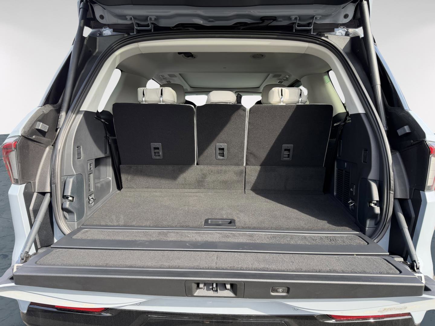 New 2026 Lincoln Navigator Reserve w/ Jet Appearance Package image 27