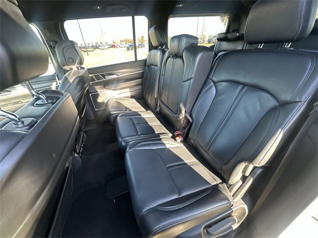 Used 2024 Jeep Wagoneer Series II w/ Flexible Seating Group image 24