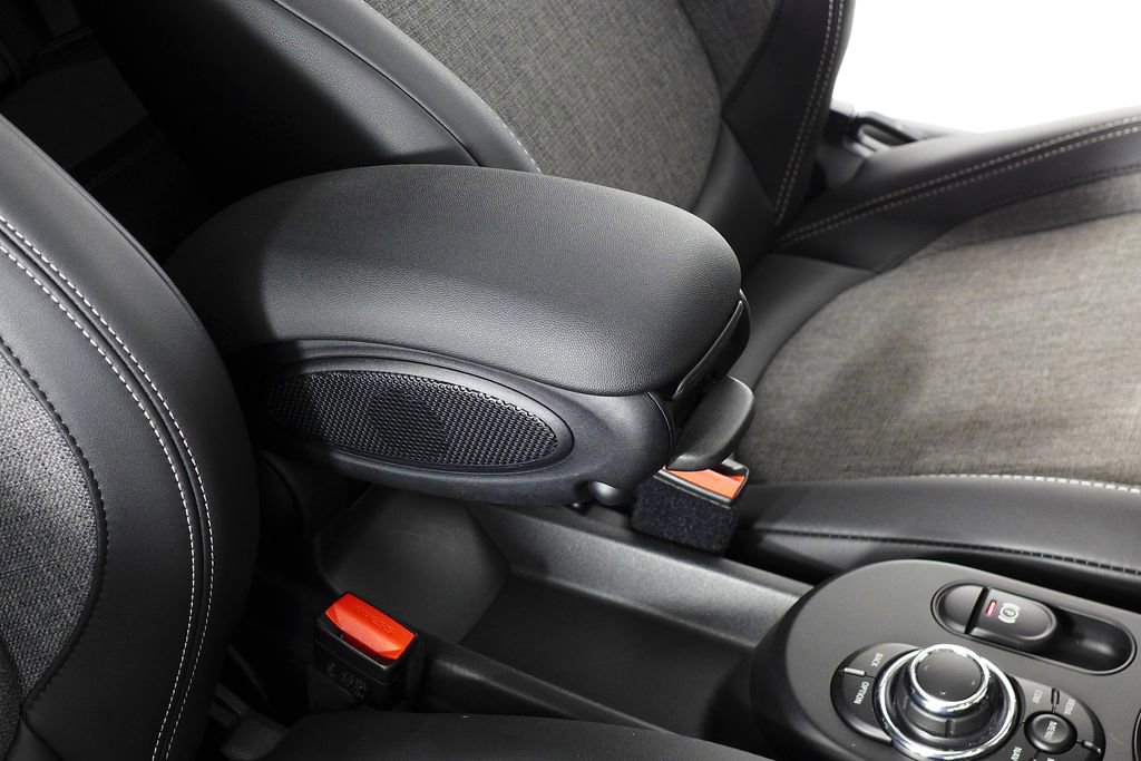 Used 2022 MINI Cooper SE image 17