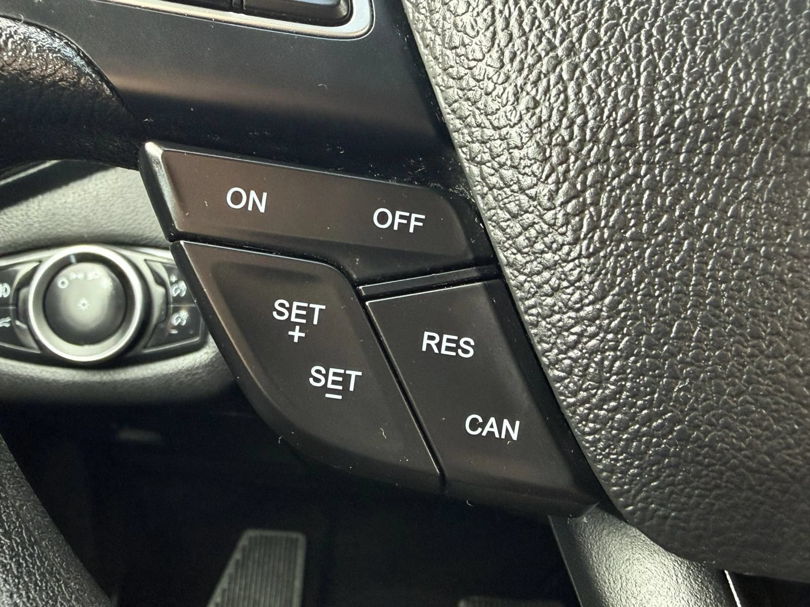 Used 2018 Ford Escape SE AWD/4WD image 18
