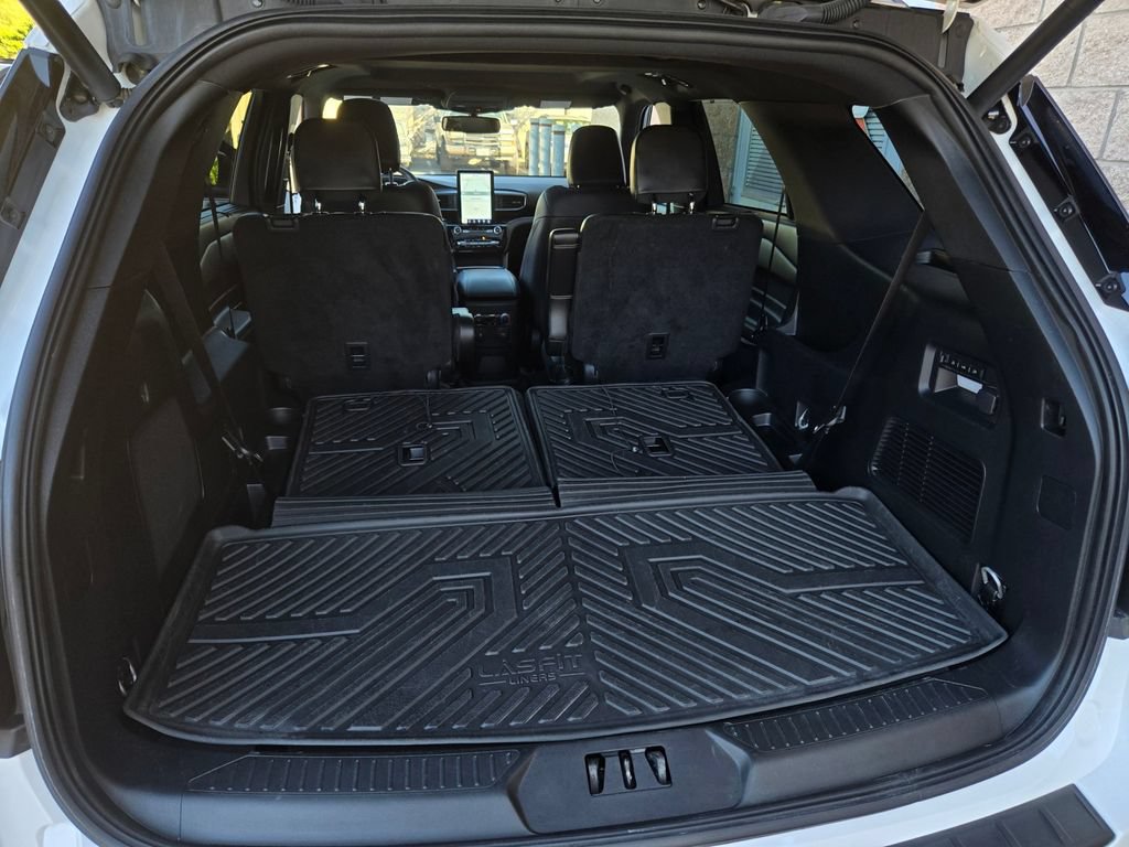 Used 2023 Ford Explorer ST w/ Equipment Group 401A AWD/4WD image 38