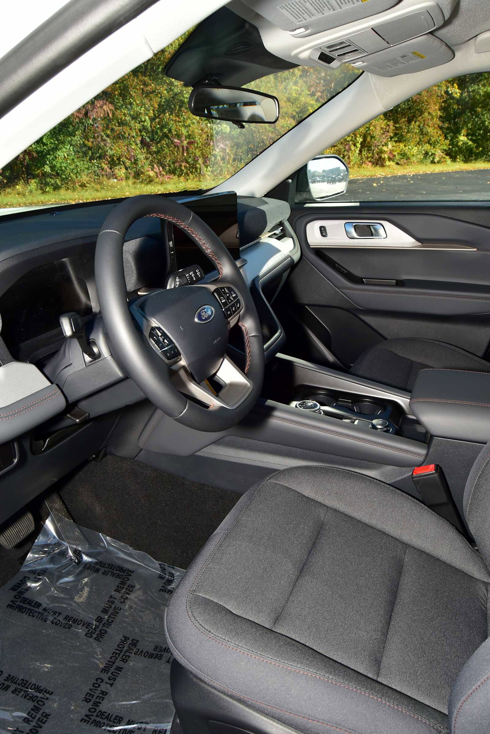 New 2026 Ford Explorer Active image 14
