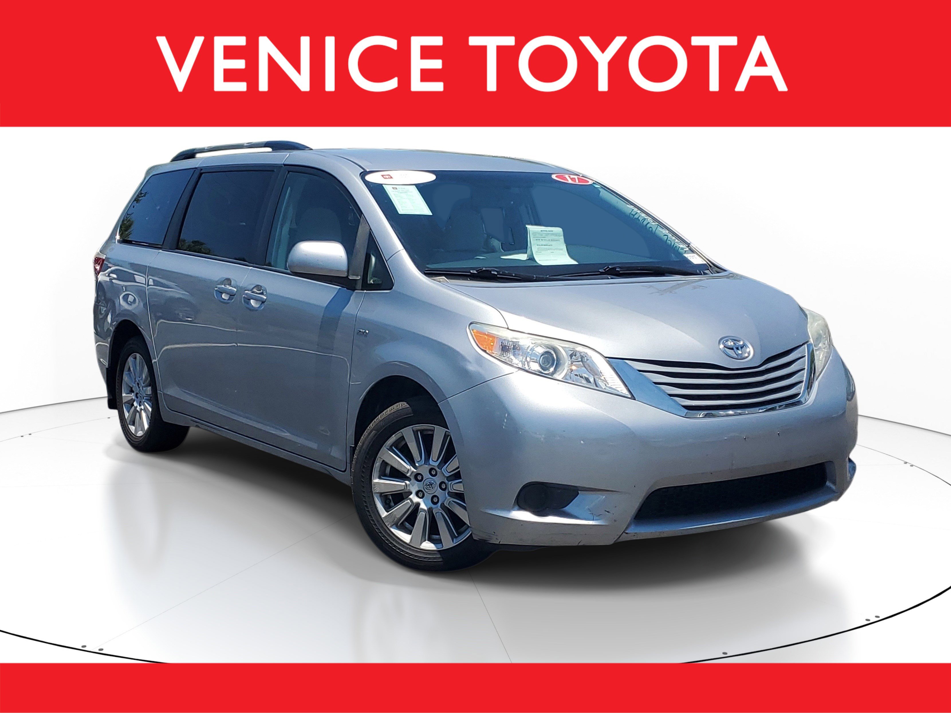 Certified 2017 Toyota Sienna LE AWD/4WD image 1
