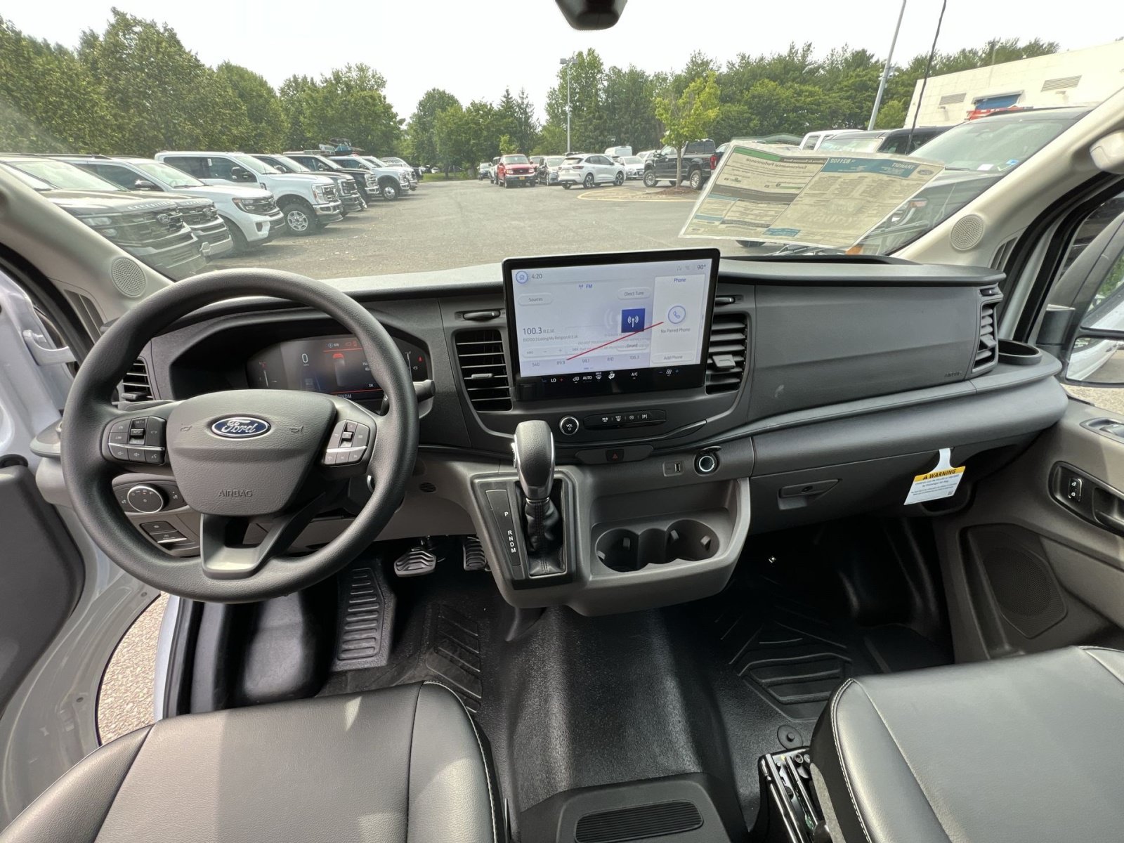 New 2026 Ford Transit 250 148 Medium Roof w/ Load Area Protection Package RWD image 31