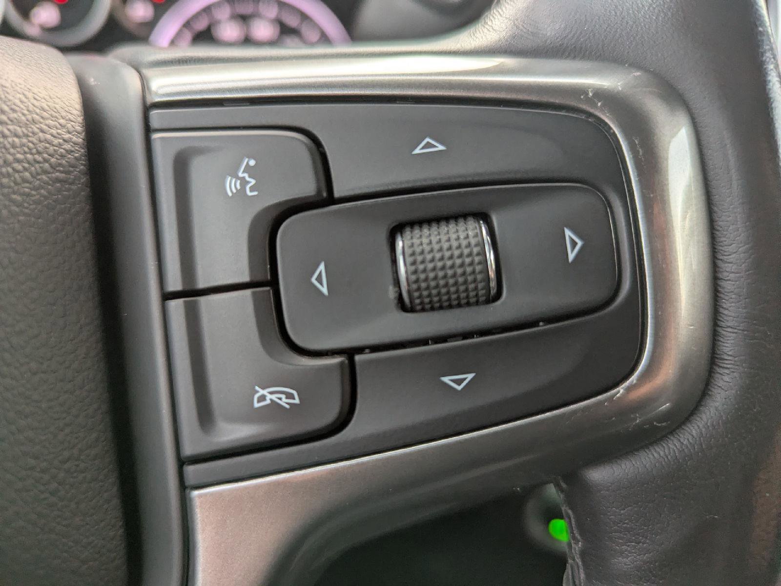 Used 2020 Chevrolet Silverado 1500 LTZ w/ LTZ Convenience Package image 24