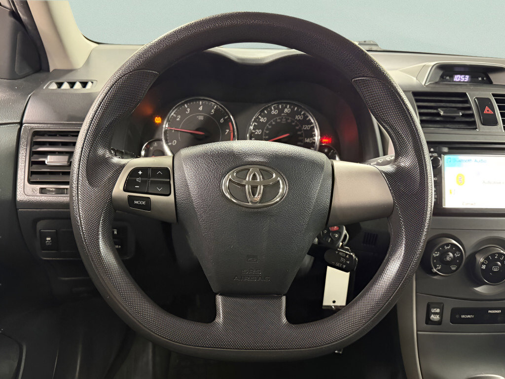 Used 2013 Toyota Corolla L image 10